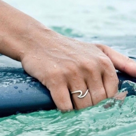 🌊Ocean Waves Ring - Picture 3 of 4